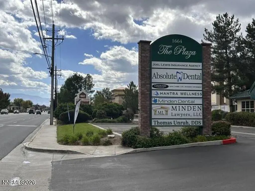 1664 N U.s. Highway 395 102,103, Minden