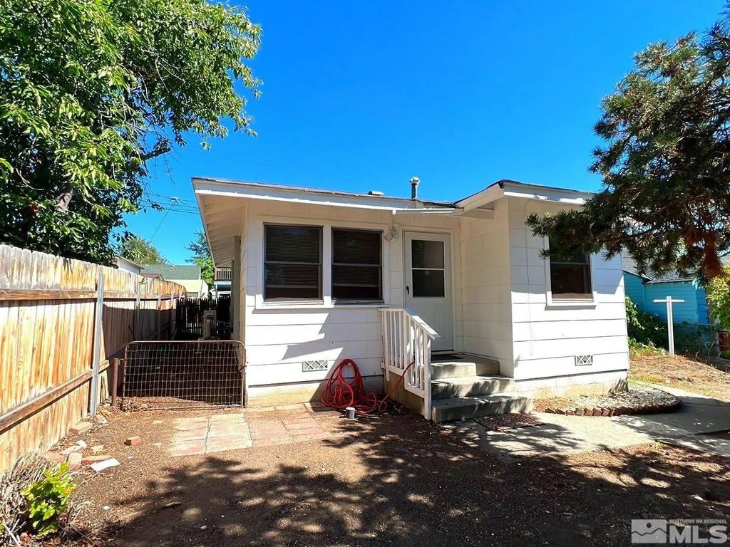 351 W Arroyo Street, Reno