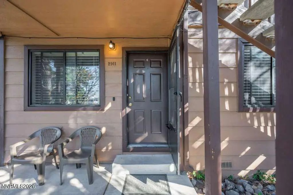 2911 E Tierra Verde, Reno