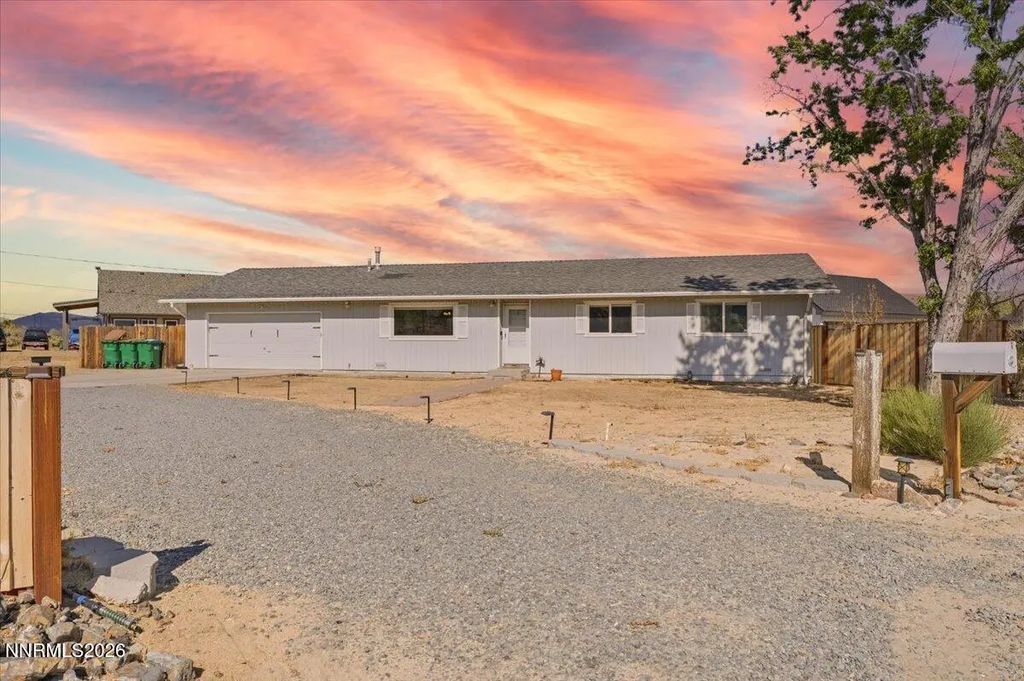 360 E Overland Street, Carson City