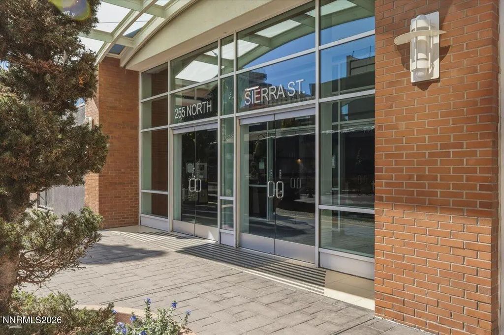 255 N Sierra Street Unit 713, Reno