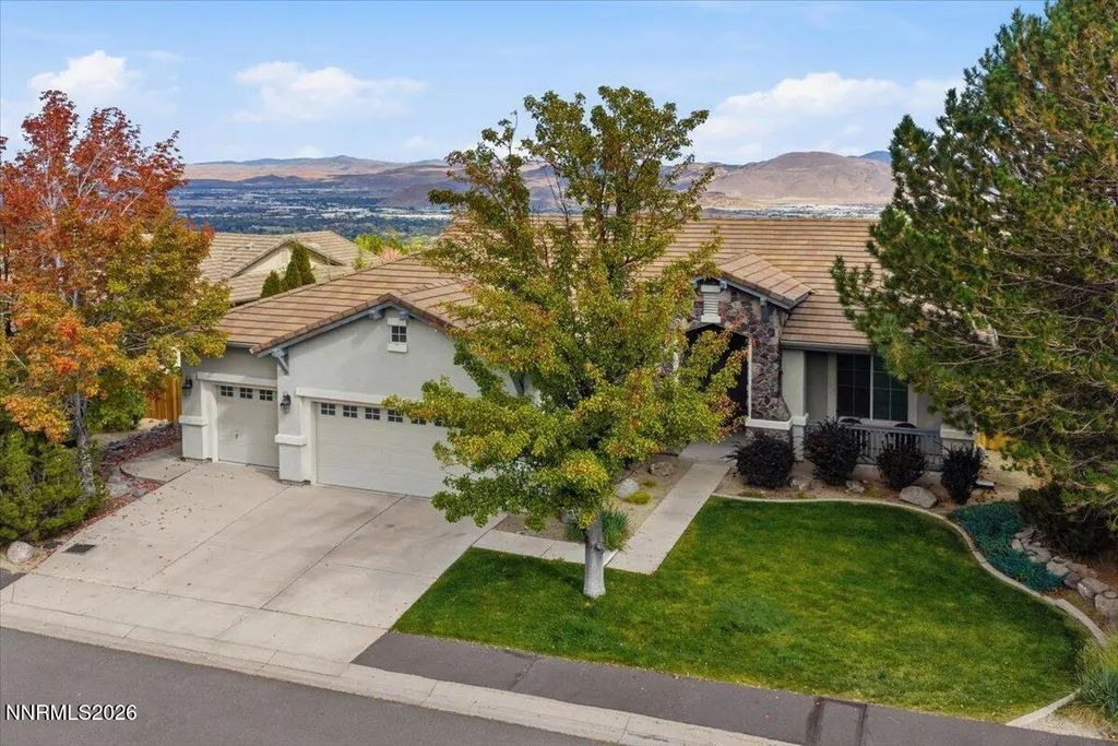 548 Echo Ridge Court, Reno