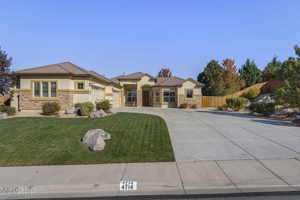 4714 Cobra Court, Sparks