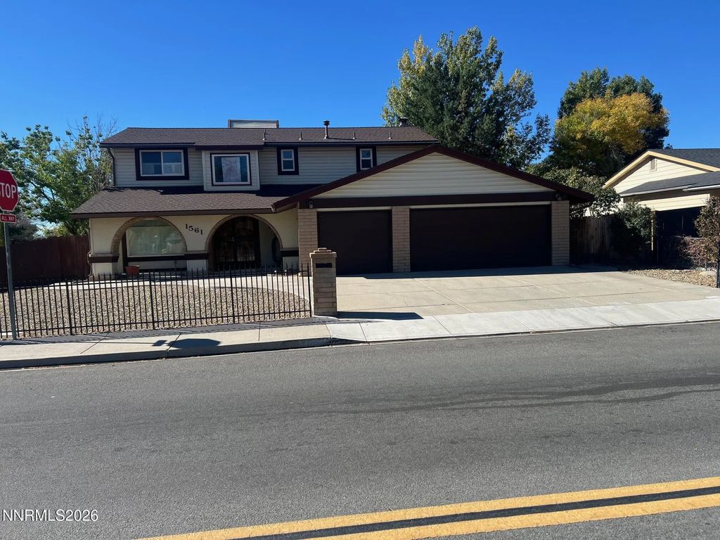 1561 Del Rosa Way, Sparks