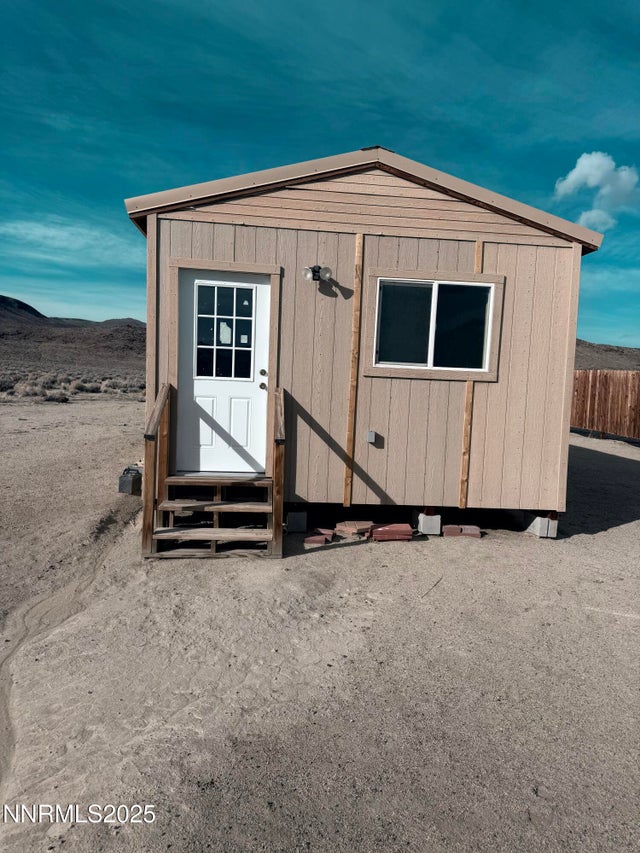 9740 Paseo Grande Street, Silver Springs