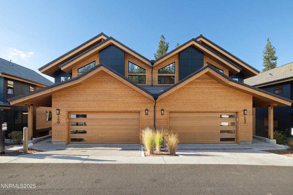 152 Sierra Colina Drive 37, Stateline