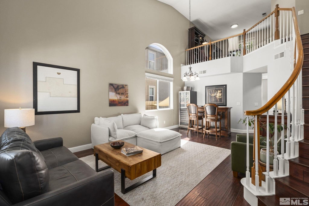 7123 Discovery Lane, Reno