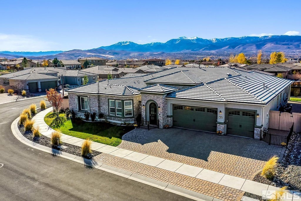 9895 Gainsborough Lane, Reno