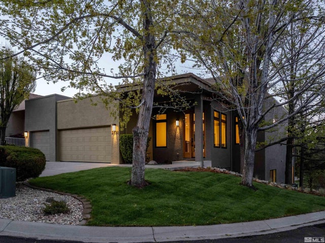 2531 Edgerock Road, Reno