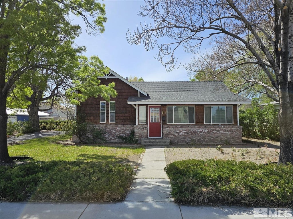 311 S Main Street, Yerington