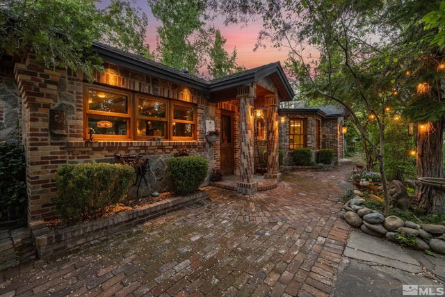 1555 S Marsh Avenue, Reno