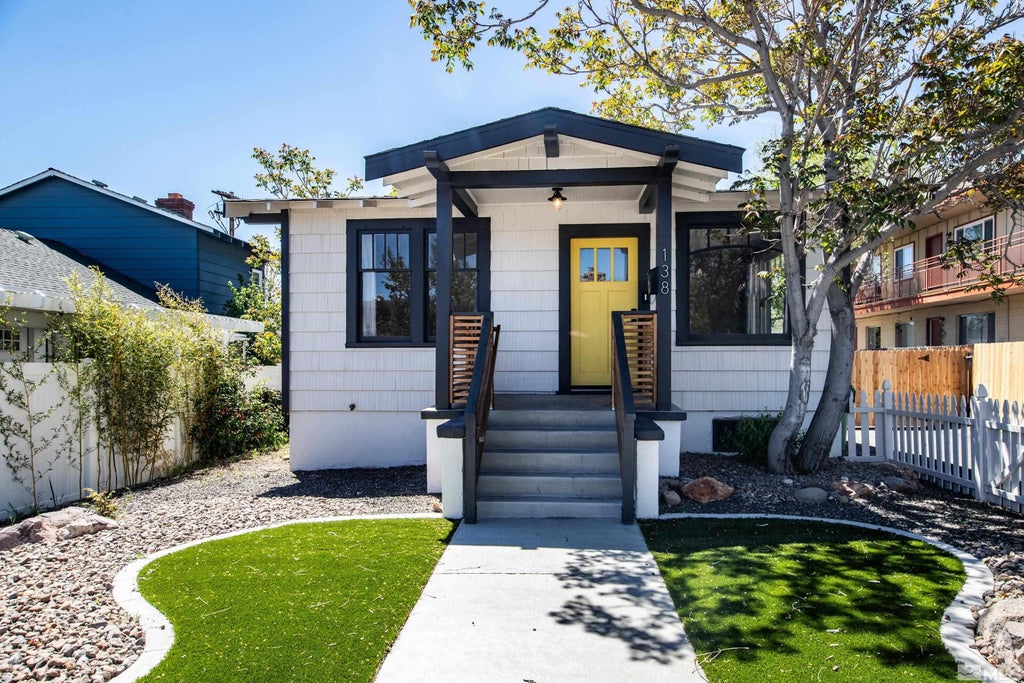 138 Mount Rose Street, Reno