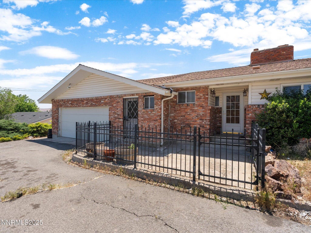 3725 El Rancho Drive, Sun Valley