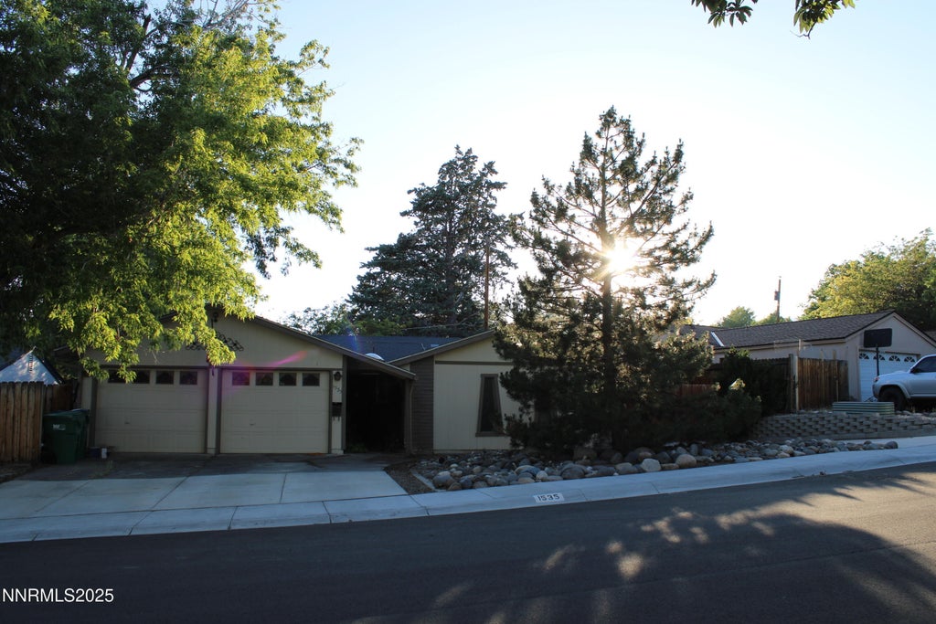 1535 Van Ness Avenue, Reno
