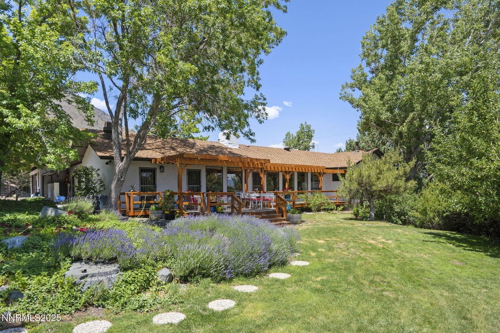 2548 Jacks Valley Road, Genoa