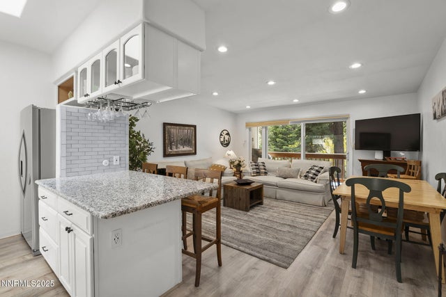 825 Southwood Boulevard 18, Incline Village