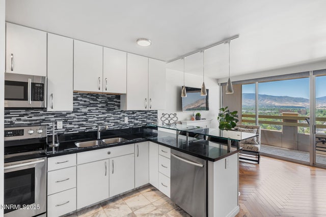 100 N Arlington Avenue Unit 17g, Reno