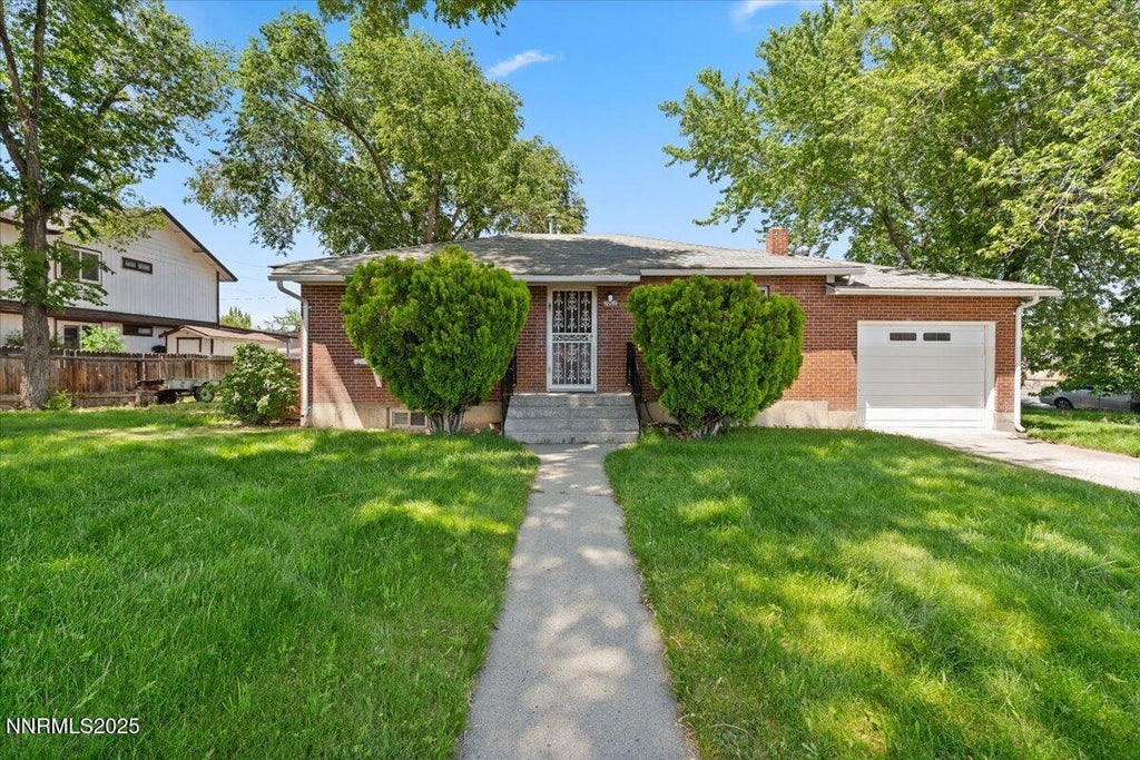 2002 F Street, Sparks