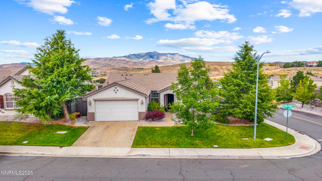 7845 Opal Bluff Drive, Reno