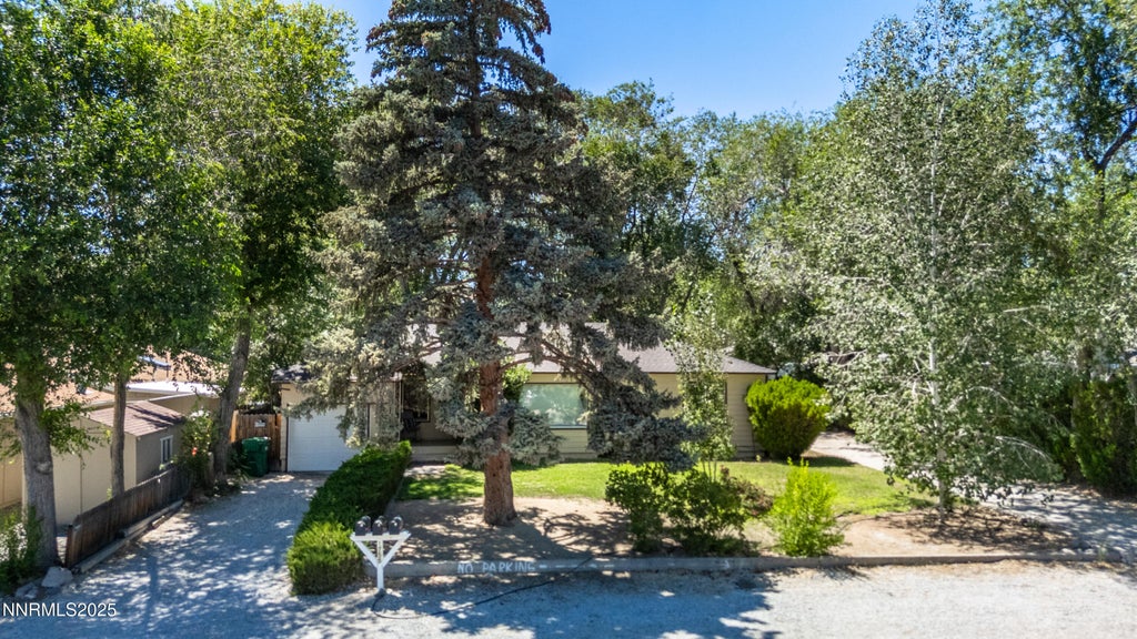 1755 Benjamin Franklin Drive, Reno