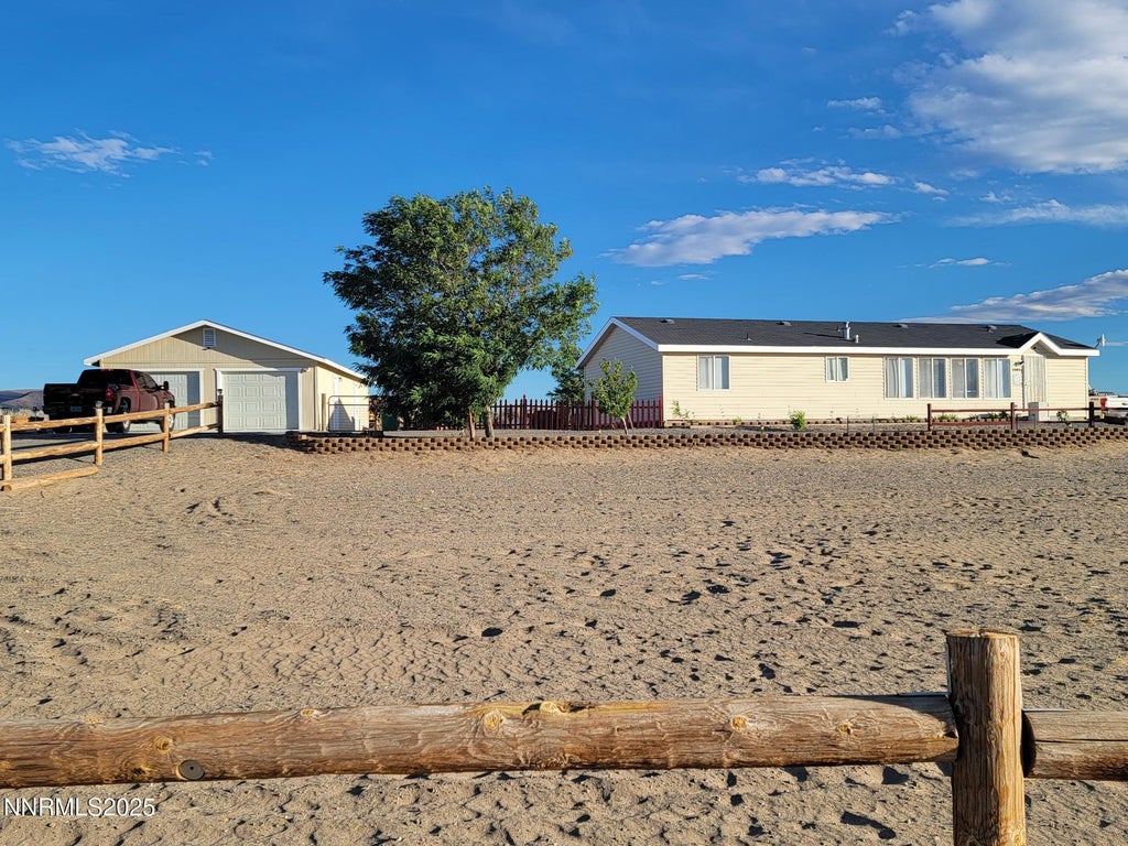 2905 E 9th St, Silver Springs