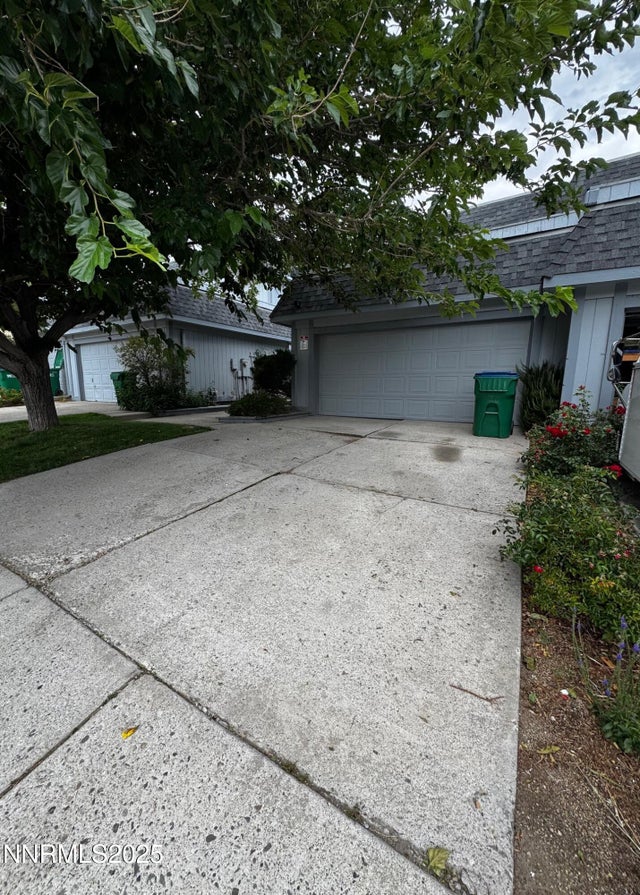 3967 Kings Row, Reno