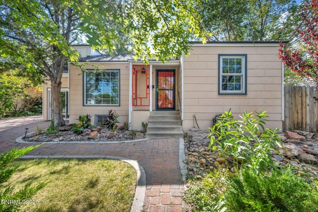 1633 Knox Avenue, Reno