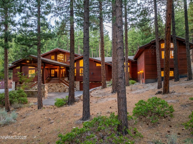 1745 Green Ash Road, Reno