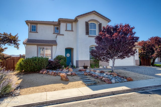 8275 Opal Glen Court, Reno