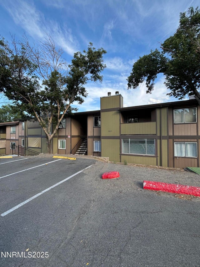 2101 Highview Court Apt 9, Reno
