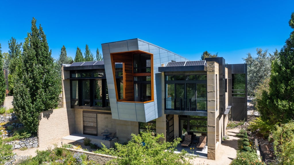 2345 Crescent Circle, Reno