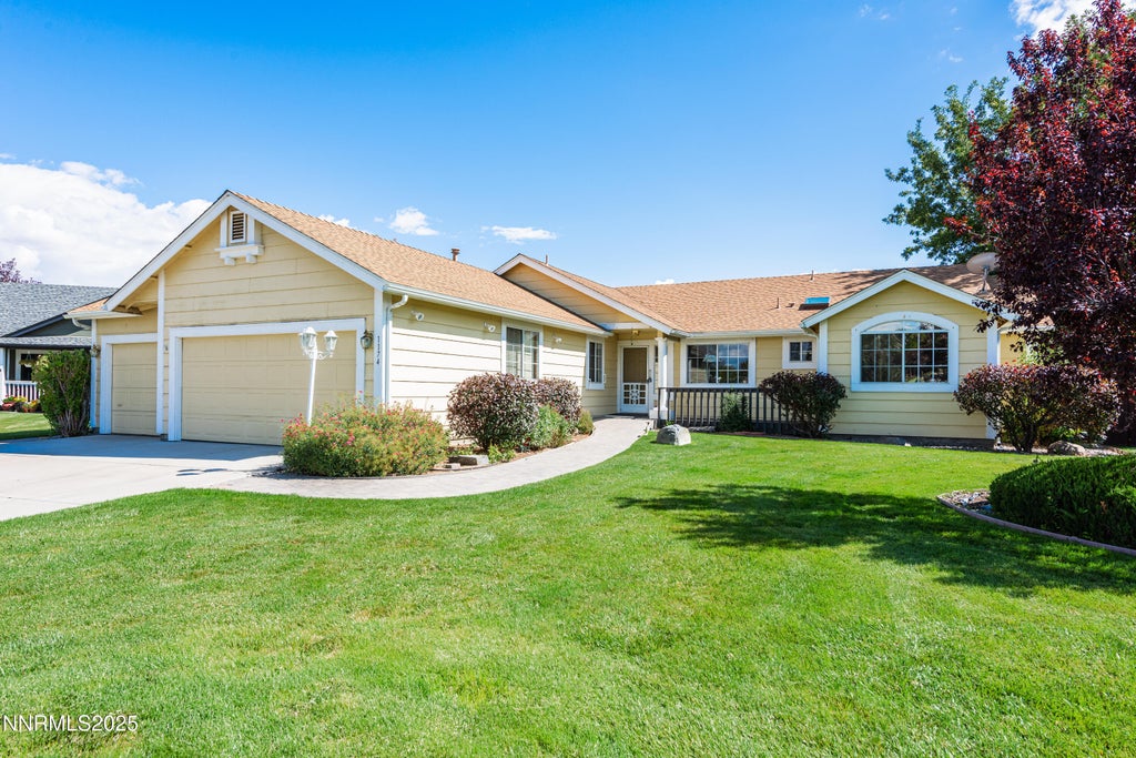 1174 Wisteria Drive, Minden