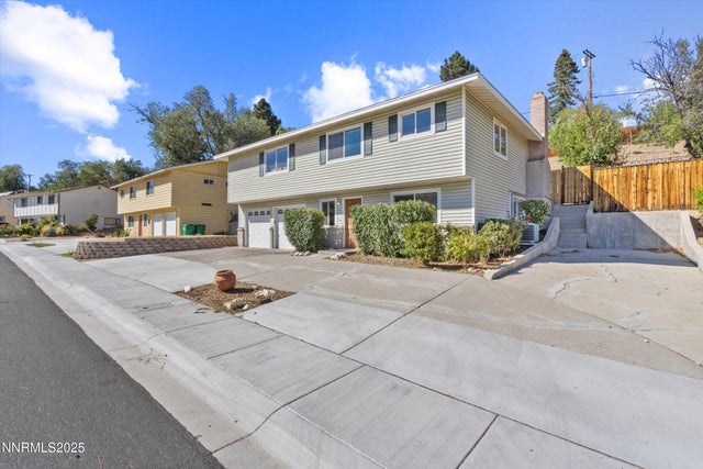 1415 Kings Row, Reno