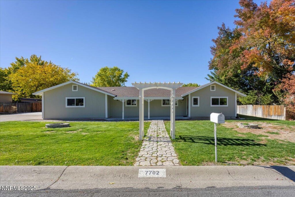 7702 S Southmoor Circle, Reno