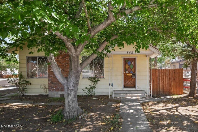 848 Rock Boulevard, Sparks