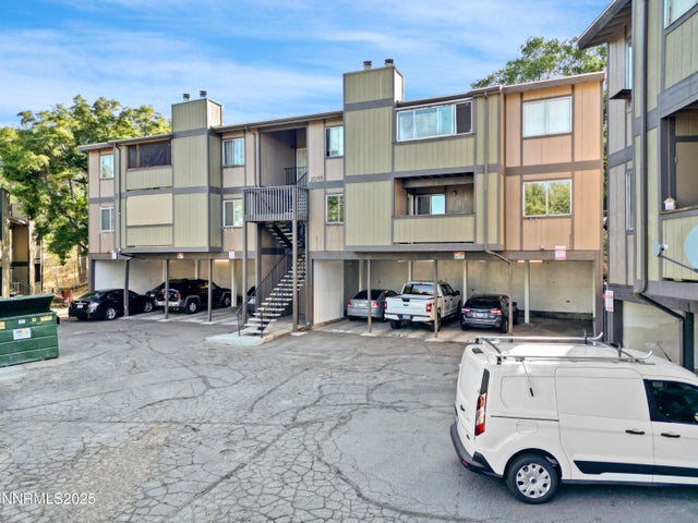 2085 Highview Court 1, Reno