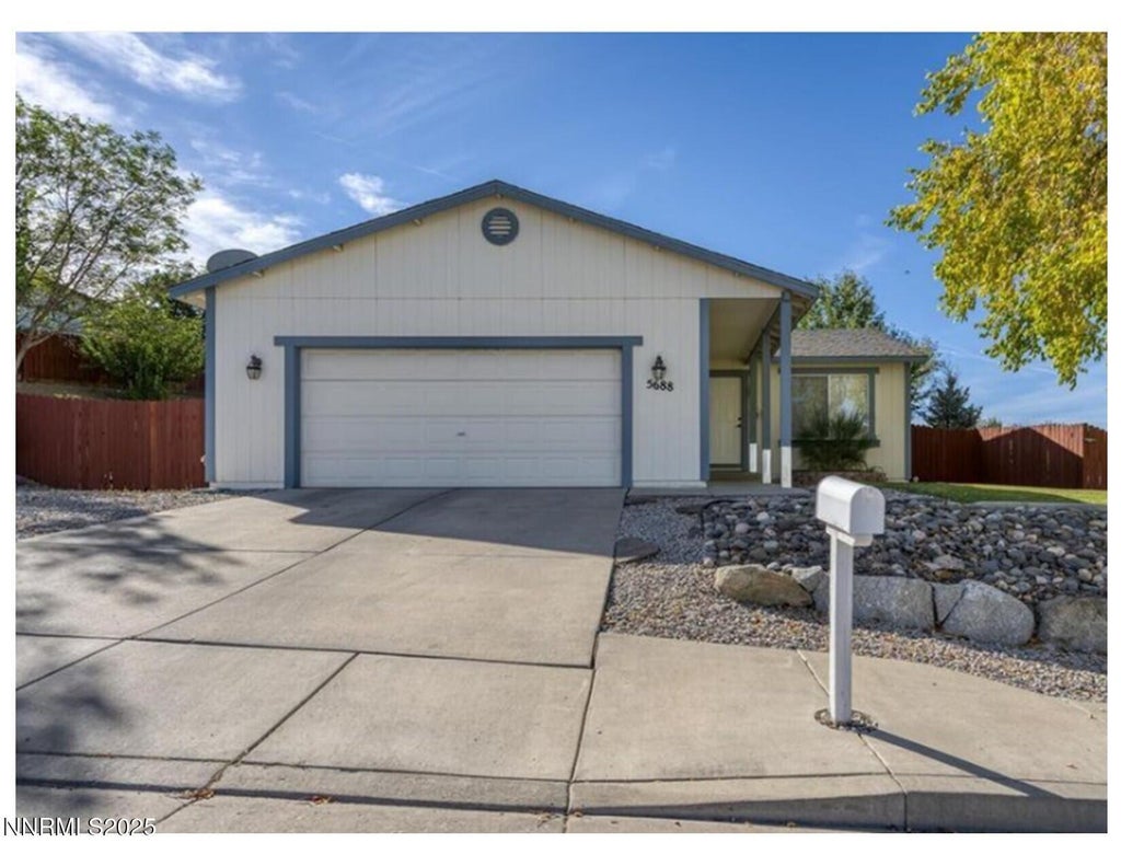 5688 Peach Court, Sun Valley