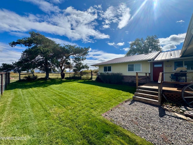 911 Waterloo Lane, Gardnerville