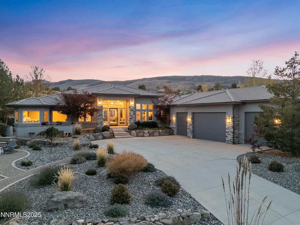 433 Socorro Court, Reno