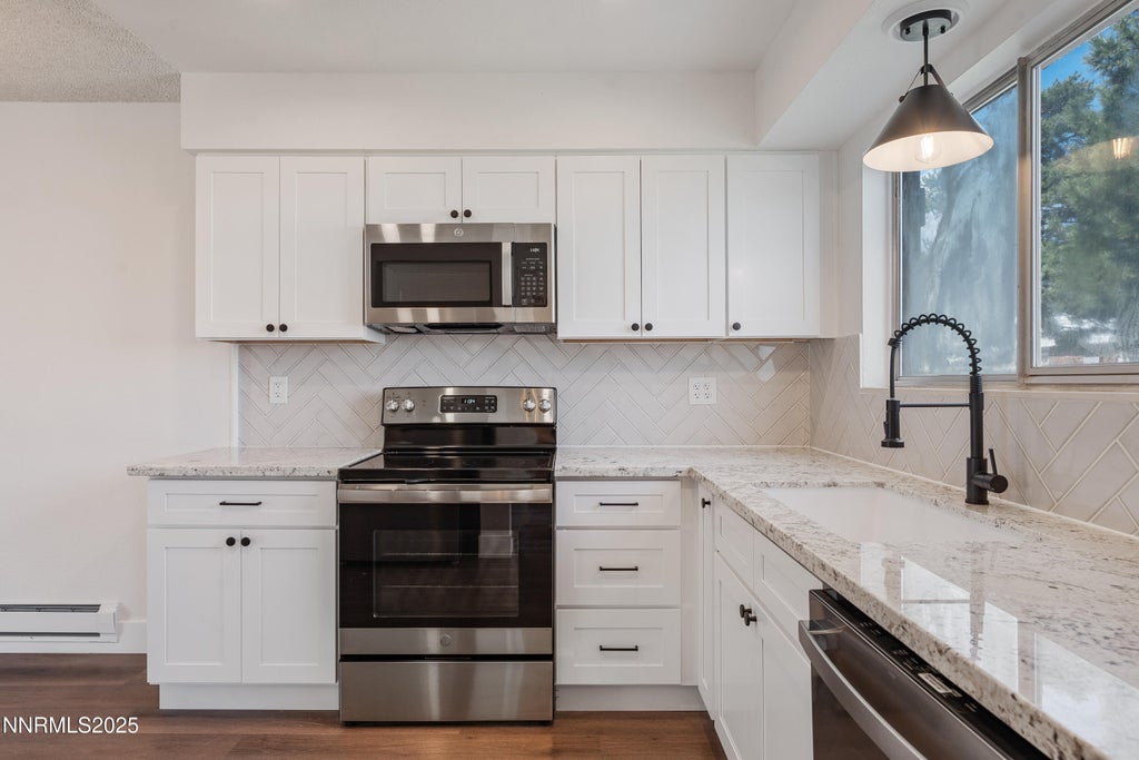 621 Smithridge Park, Reno
