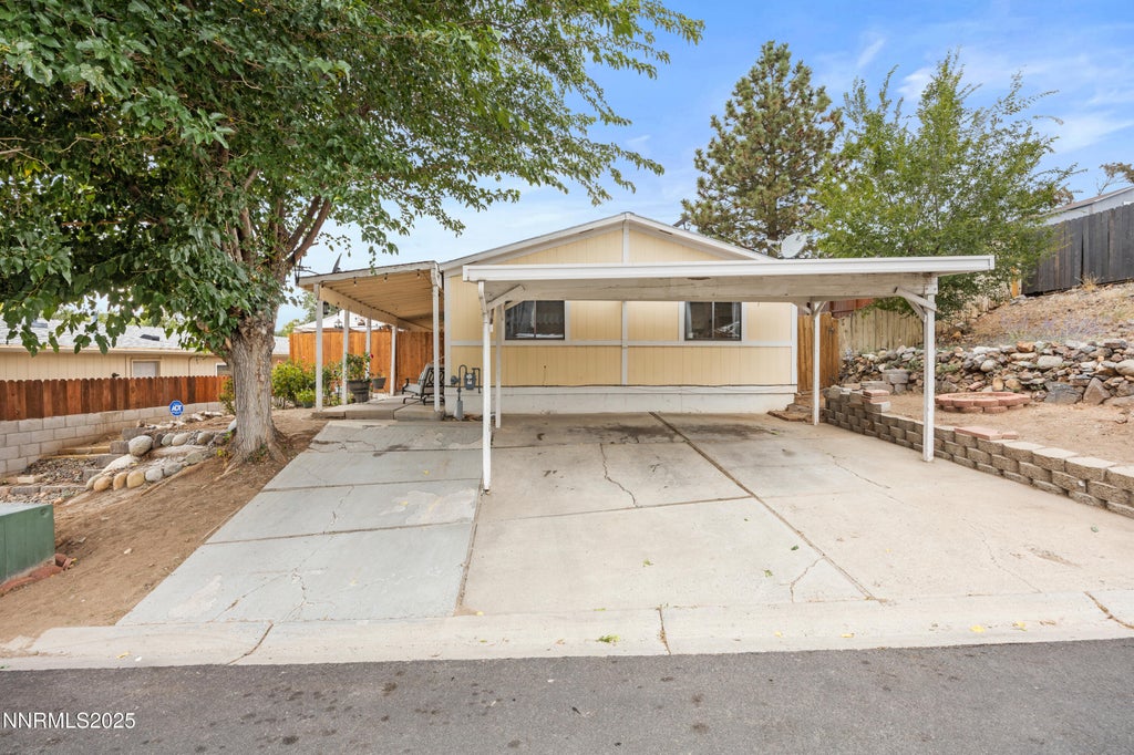 2735 Daffodil Way, Reno