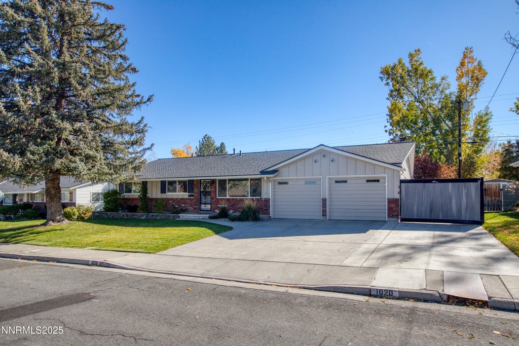 1020 Pineridge Drive, Reno
