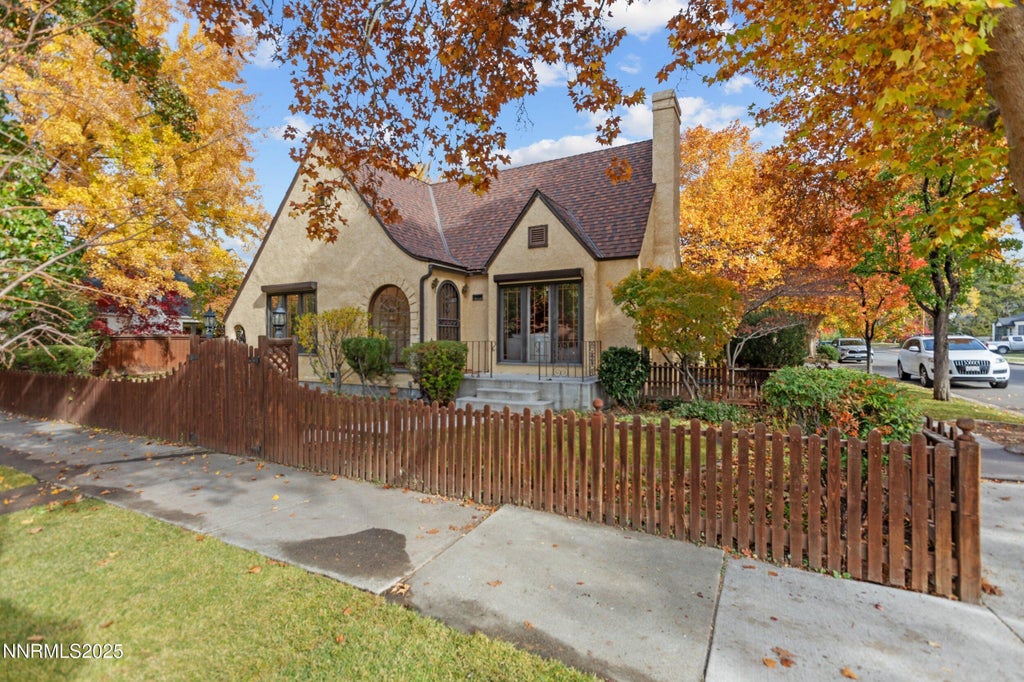 1126 Nixon Avenue, Reno