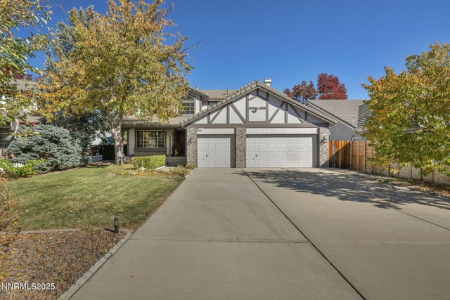 957 Leah Circle, Reno