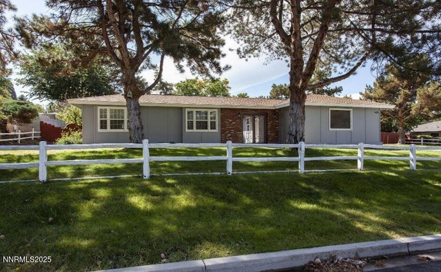 7050 Pembroke Drive, Reno