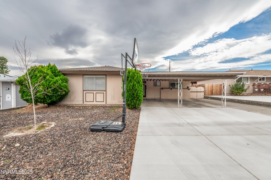 1155 Beldon Way, Reno