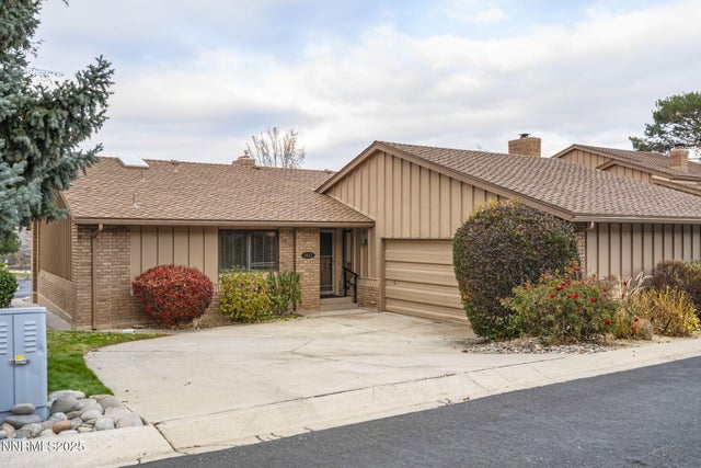 1443 Copper Point Circle, Reno