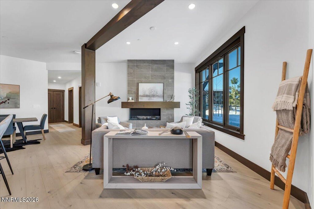 28 Beach Club Drive 403, Stateline