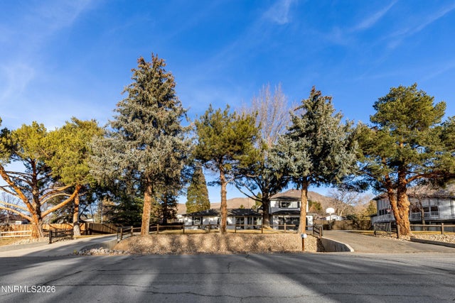 3620 E Hidden Valley Drive, Reno
