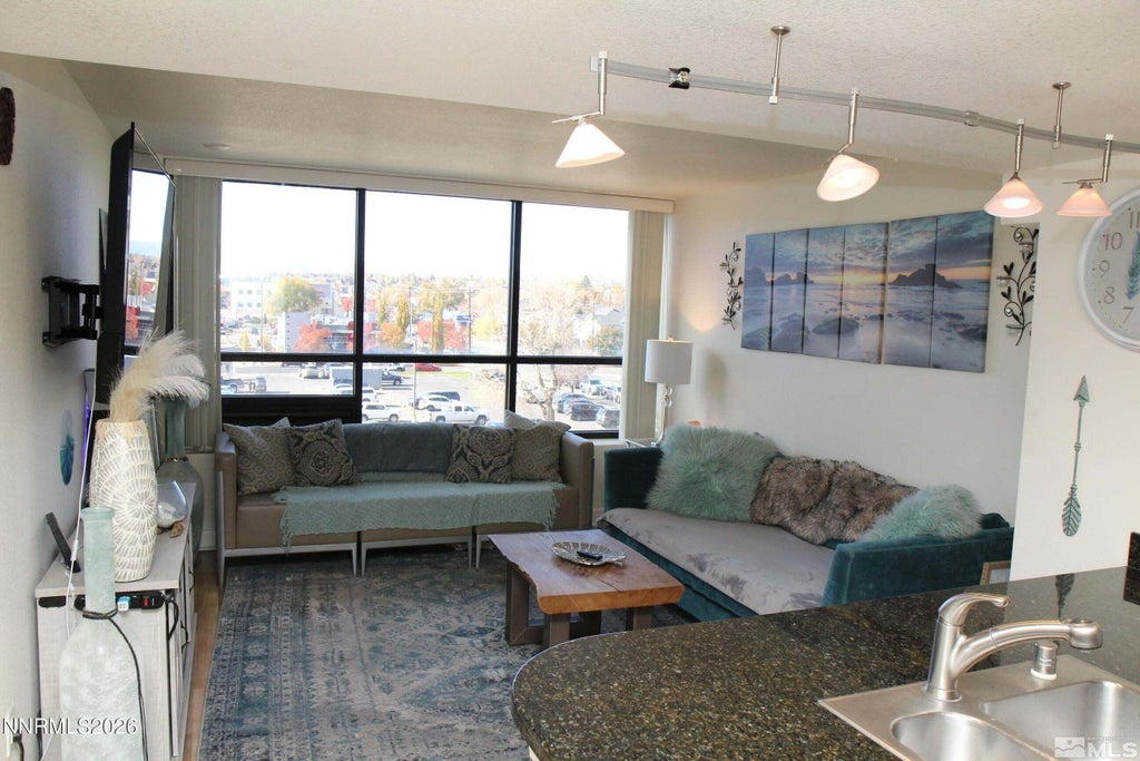 450 N Arlington Avenue 513, Reno